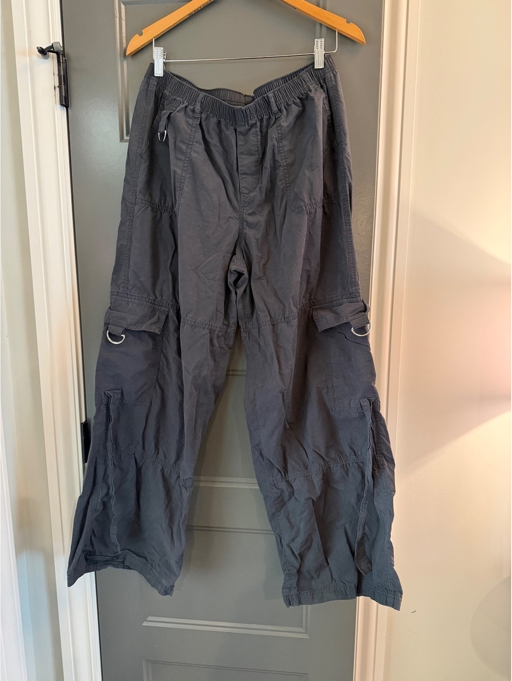 Wild Fable  womans  Cargo Pants Size L Charcoal Gray